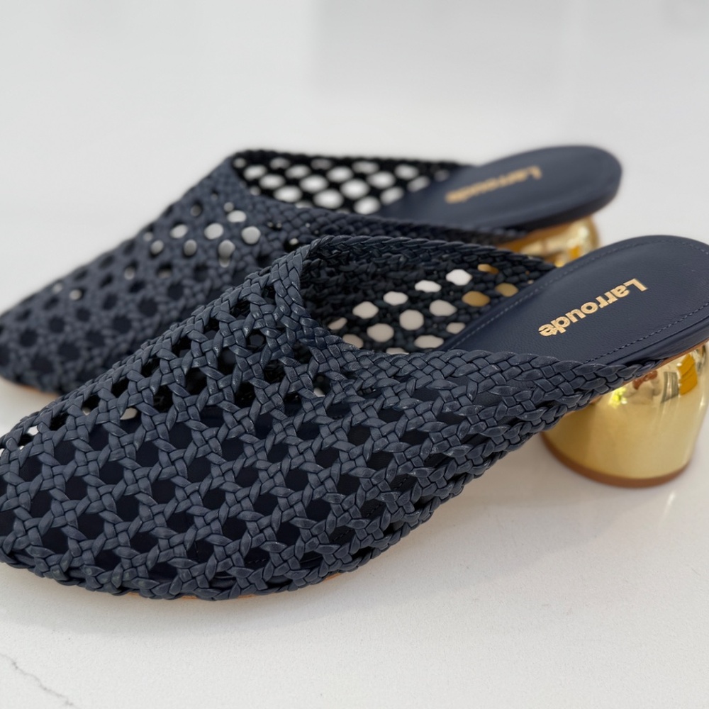 Larroude Dew Drop Macreme Mule in Navy Leather with Gold Heel 9.5 New!
